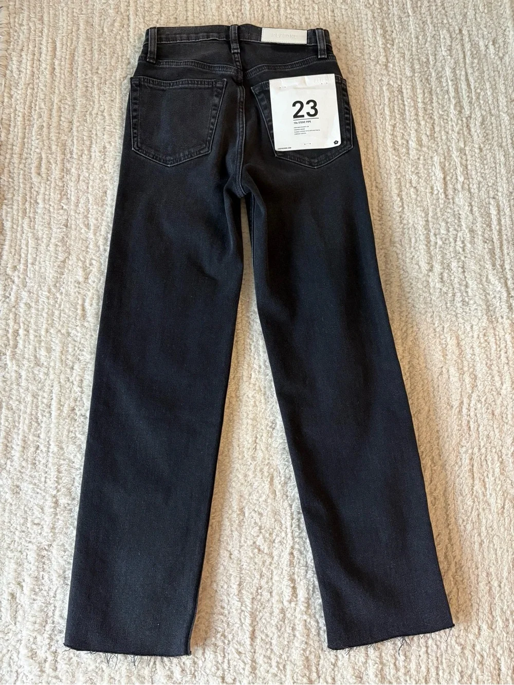 Brand new with tagsRe/Done Black High-Rise Raw Hem Stovepipe Jeans size 23 - Picture 5 of 6
